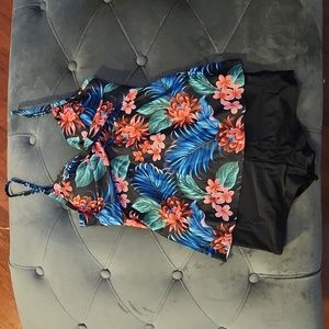New, Floral tankini